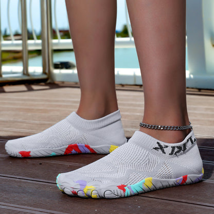 Water Shoes Women Barefoot Grounded Footwear for Women Men with Neuropathy Pool Shoes Wide Toe Box Sneakers Slip On Athletic Workout Gym Footwear Beach Swim Shoe Quick-Dry Breathable Lightweight