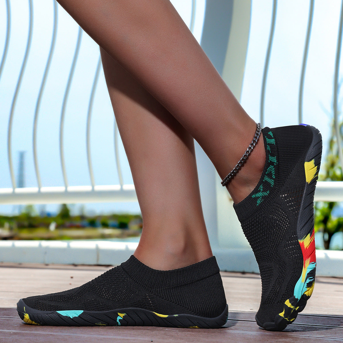 Water Shoes Women Barefoot Grounded Footwear for Women Men with Neuropathy Pool Shoes Wide Toe Box Sneakers Slip On Athletic Workout Gym Footwear Beach Swim Shoe Quick-Dry Breathable Lightweight